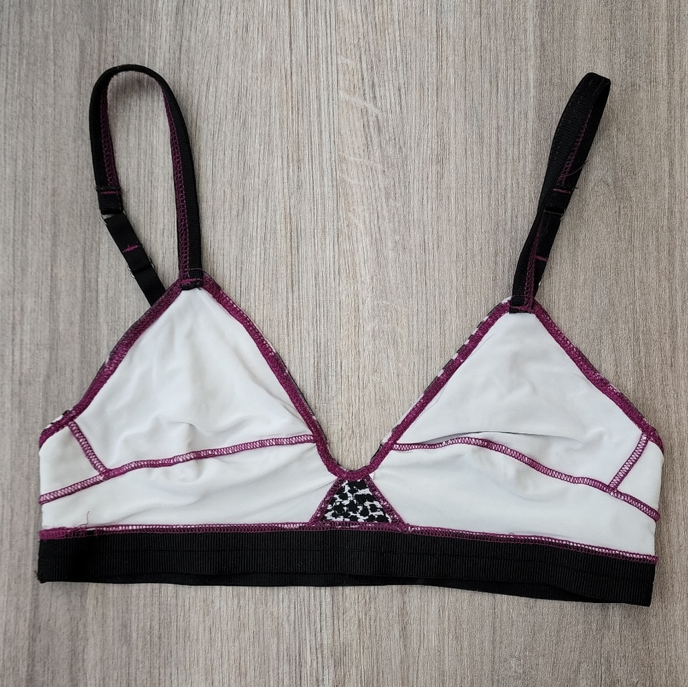 Xirena - Picture 3 of 5